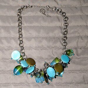 $3 with Bundle ~ Erica Lyons Turquoise Blue Green Bead Cluster Necklace 6300